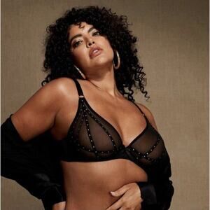Frederick's Of Hollywood Women's Rozlyn Mesh Stud Figure Bra Size 32F Black NWT